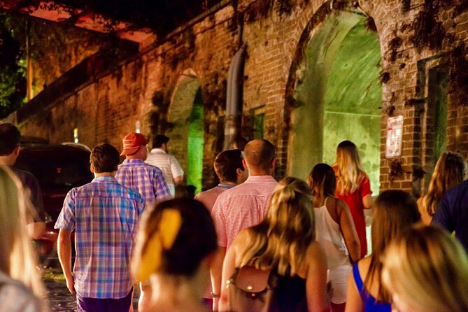 Savannah Ghost Tour for Adults ALL Alcoholic Drinks Included - Weather-Related Considerations