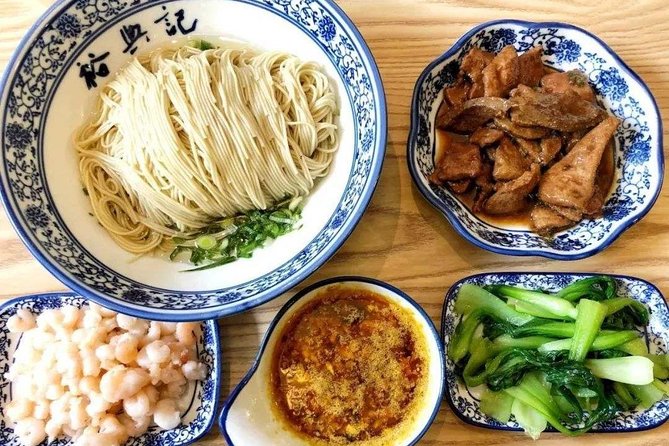 Secret Noodle and Wonton in Shanghai Alleyways With Local Beer - Vegetarian Options