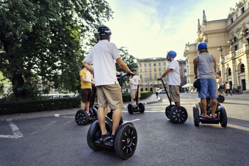 Segway Tour Gdansk: Full Tour (Old Town Shipyard) 2,5-Hour - Tour Features