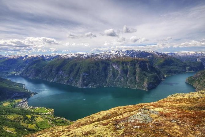 Self-Guided Full Day Trip From Bergen to Oslo With Flam Railway and Sognefjord - Meeting Point