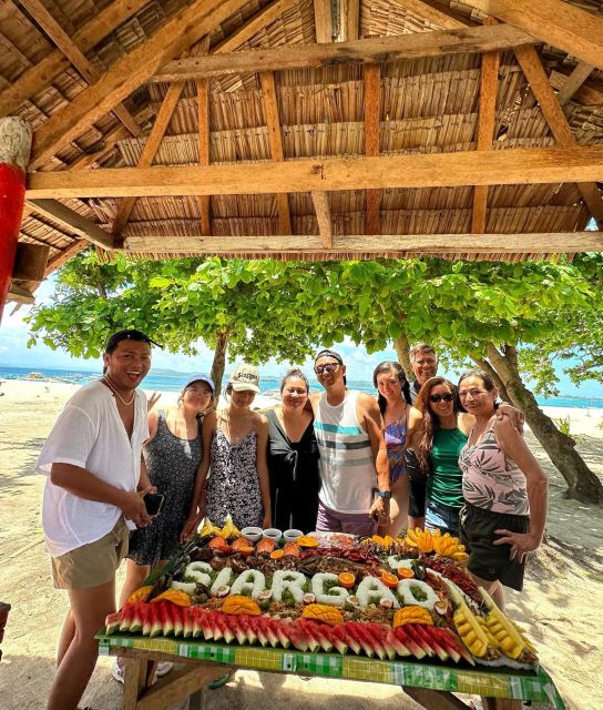 Siargao Island: Tri Island Private Trip W Boodle Fight Lunch - Boodle Fight Lunch Experience