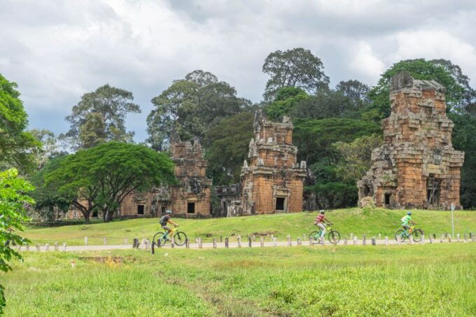 Siem Reap: 3-Day Guided Cycle Tour With Angkor Wat and Lunch - Dress Code Reminder