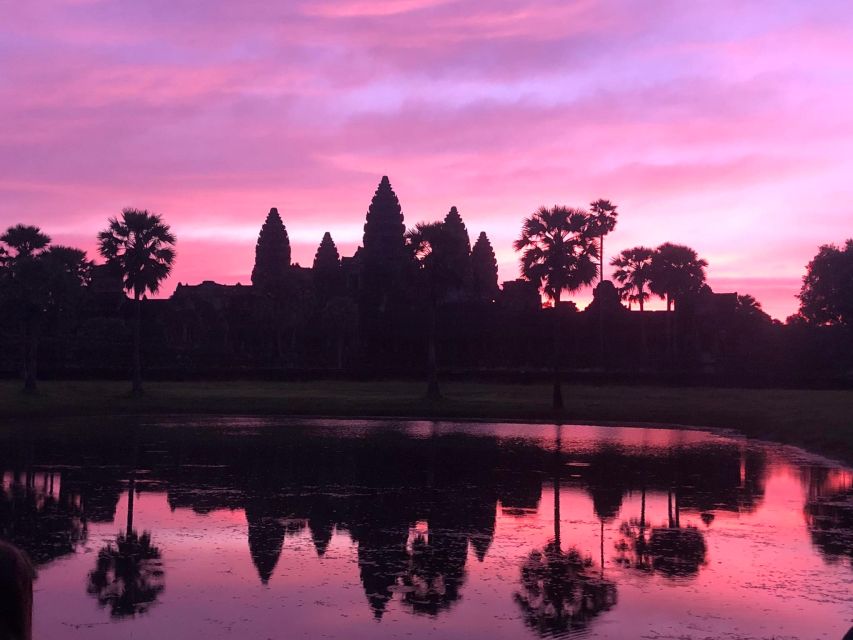 Siem Reap: Angkor Wat Sunrise Small-Group Tour - Highlights of the Tour