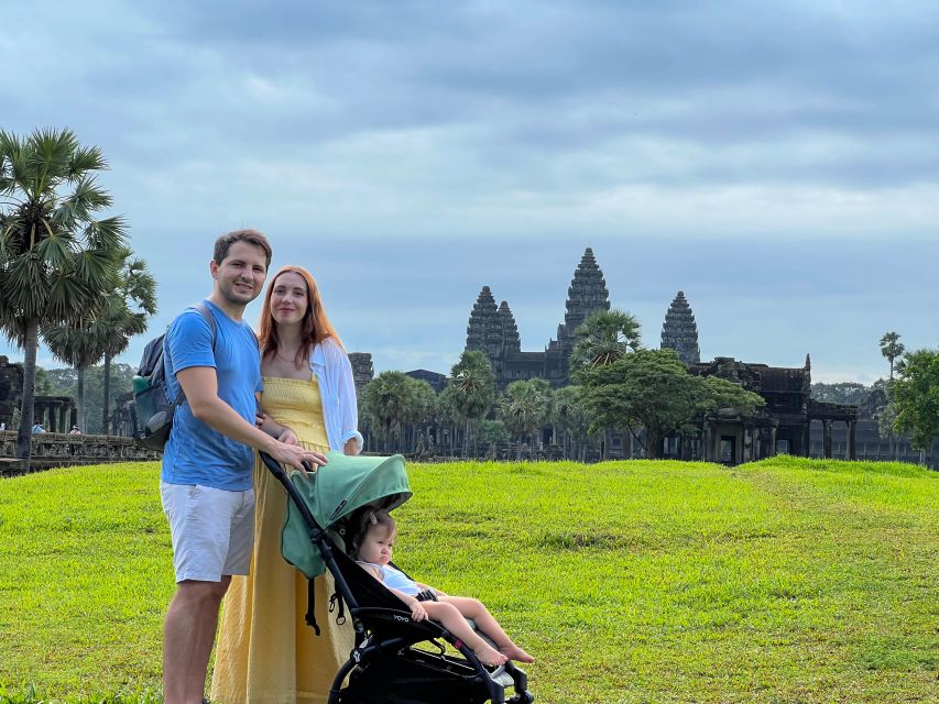 Siem Reap: Angkor Wat Sunrise Tour via Tuk Tuk & Breakfast - Detailed Experience Description