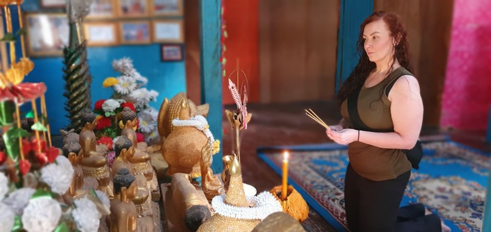 Siem Reap Cambodian Buddhist Water Blessing and Local Market - Accessibility Information