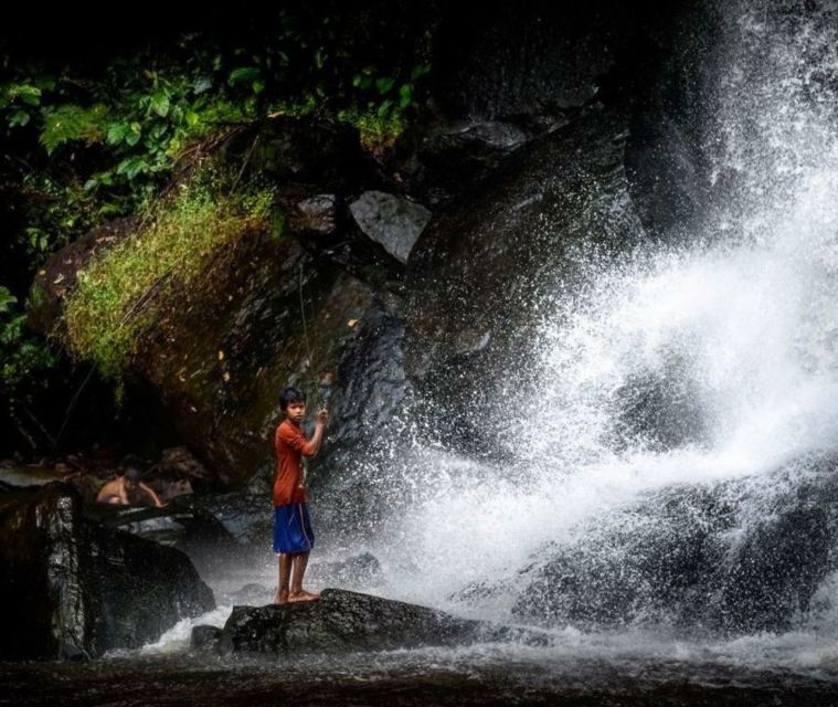 Siem Reap: Full-Day Kulen Waterfall and 1000 Lingas Tour - Inclusions and Pickup Information