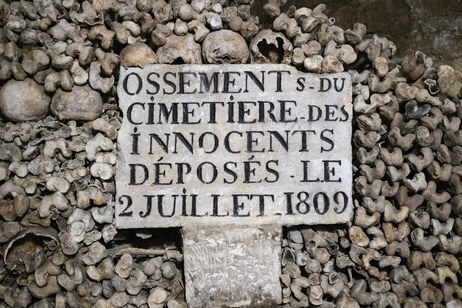 Skip the Line Paris Catacombs Tour With Restricted Areas - Punctuality and Tour Guide Information