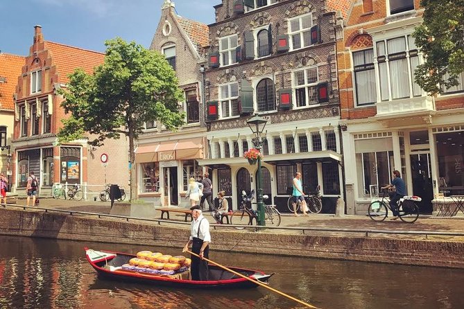 Small Group Alkmaar Cheese Market and City Tour *English* - Traveler Experience Benefits