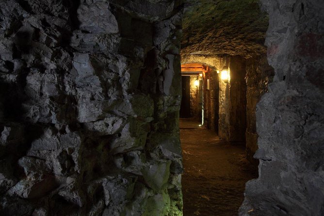 Small Group Edinburgh Night Walking Tour With Underground Vaults - Directions