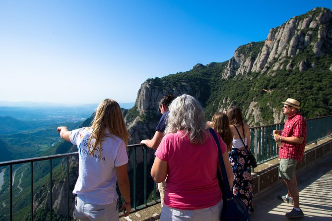 Small Group Montserrat Tour & Winery Visit With Farmhouse Lunch - Vineyard Tasting