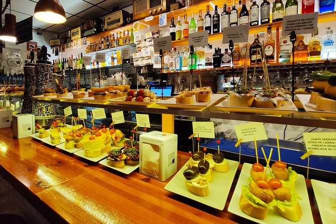 Spanish Wine & Tapas Tour in a Local Neighborhood in Barcelona - Traveler Reviews and Ratings