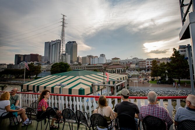 Steamboat Natchez VIP Jazz Dinner Cruise With Private Tour and Open Bar Option - Guest Experiences