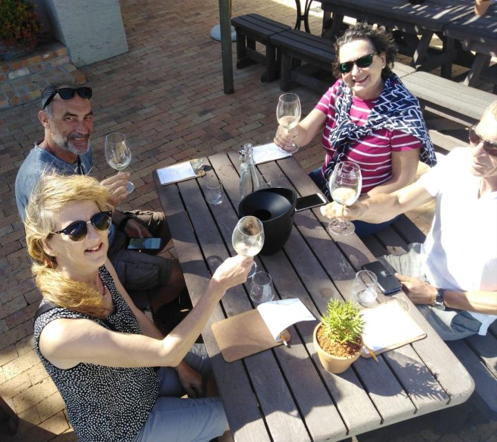 Stellenbosch: Daily Diffirent Small Group Full Day Wine Tour - Reviews