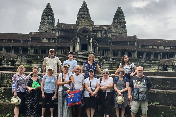 Sun Rise at Angkor Wat Small Group Day Tour From Siem Reap - Group Size Limitations