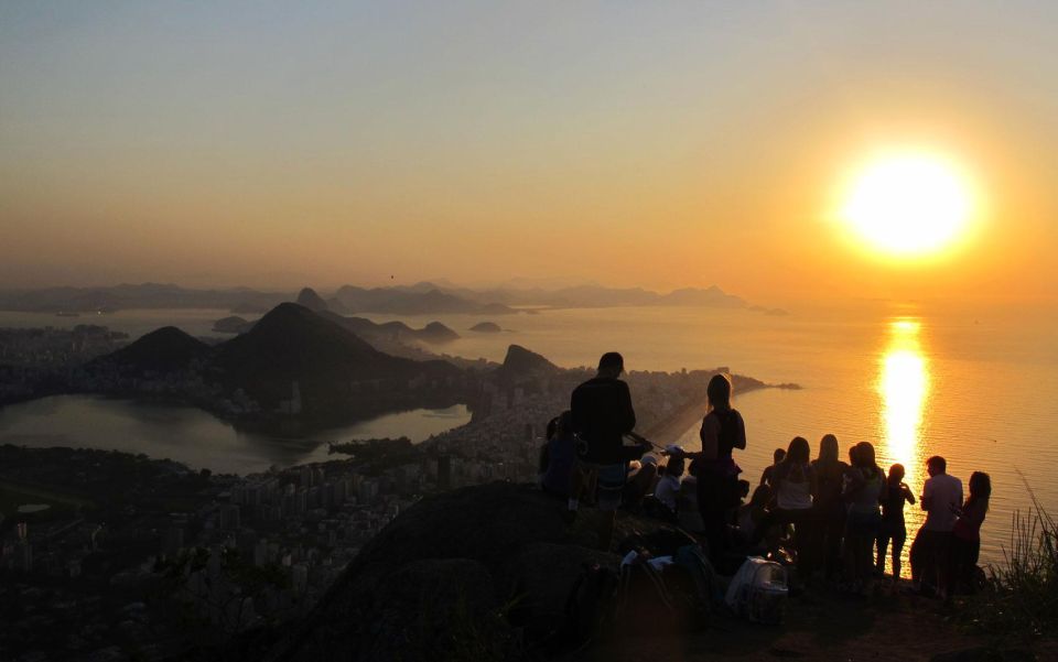 Sunrise at Morro Dois Irmãos Vidigal Favela Experience - Itinerary