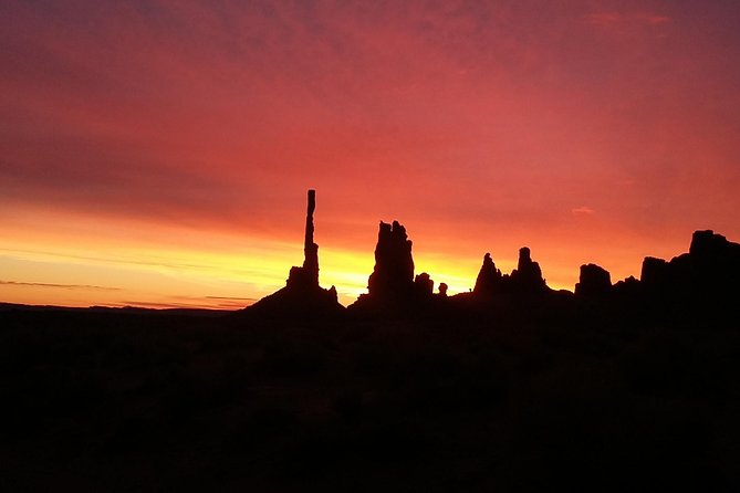 Sunrise Tour of Monument Valley - Logistics and Requirements
