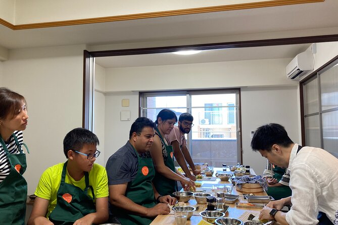 Sushi Class in Osaka Dotonbori - Expert Instructor and Staff