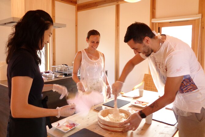 Sushi Making Experience in KYOTO - Instructor and Workshop Insights