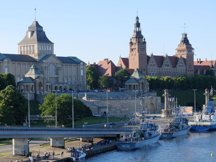 Szczecin: Old Town Highlights Private Walking Tour - Tour Description