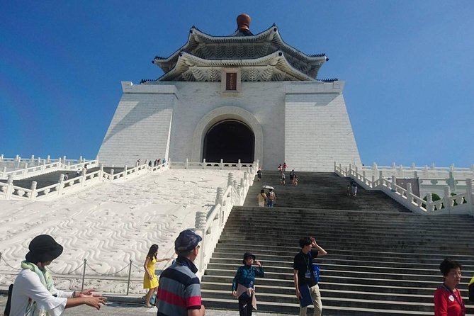 Taipei Taster: Layover Escapes in 4-Hour Private Tour - Private Tour Benefits