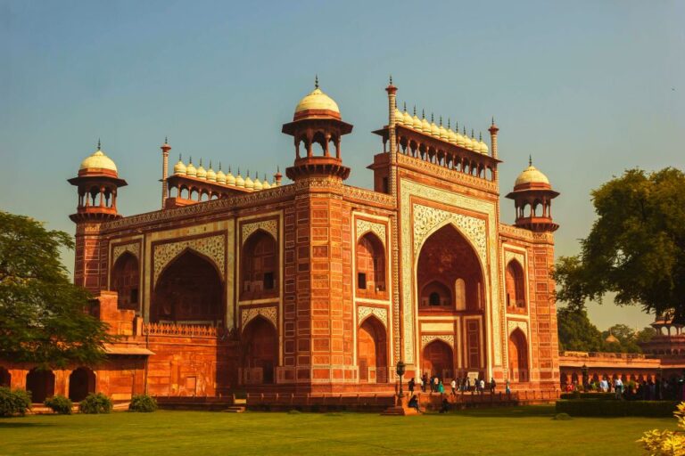 Taj Mahal Tour From Delhi: Same Day Agra Tour by Car