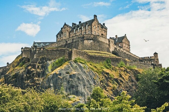 The Best of Edinburgh: Private Walking Tour With Edinburgh Castle - Customer Reviews and Ratings