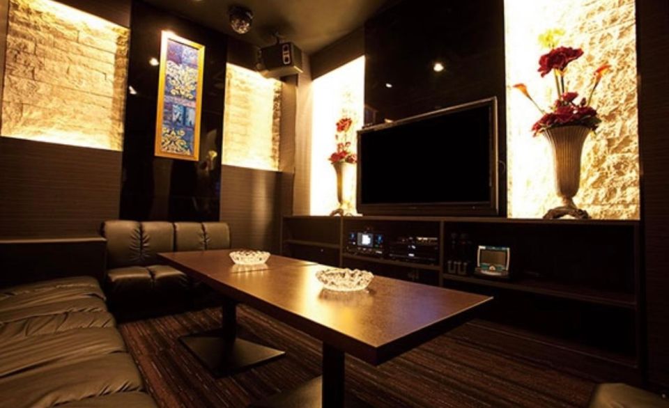 Tokyo: Karaoke Party in Ikebukuro With a Drink - Inclusions