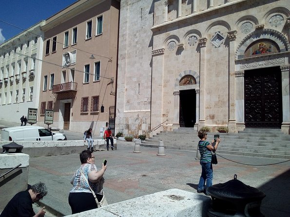 Tour Ape Calessino (Tuk Tuk) of the 4 Historic Districts of Cagliari - Itinerary Overview