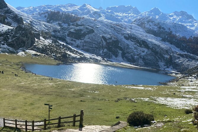 Tour From Oviedo and Gijón to Covadonga Lakes & Sailors Villages - Meeting and Pickup Details