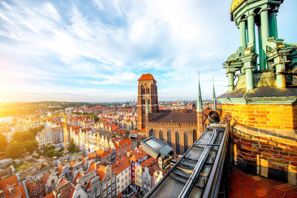 Town Hall and Gdansk Old Town Private Tour With Tickets - Full Description