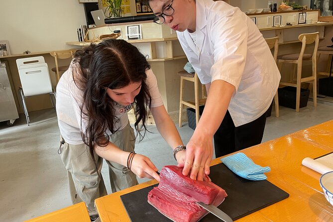 Toyosu & Tsukiji Market and Making Sushi Workshop Tour - Inclusions