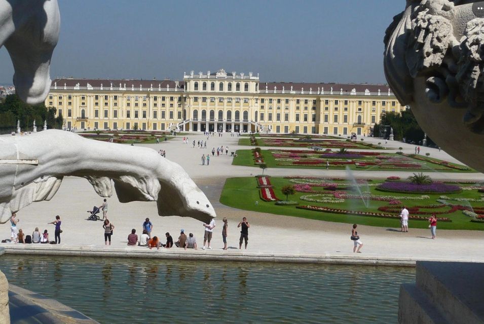 Transfer From Prague to Vienna - Inclusions