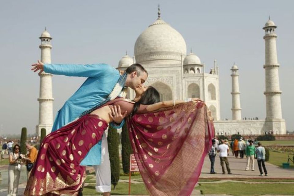 Travel to Taj Mahal From Delhi - Experience Inclusions