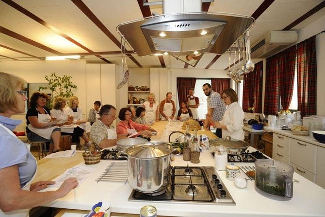 Tuscan Cooking Class in Central Siena - Benefits and Participant Feedback