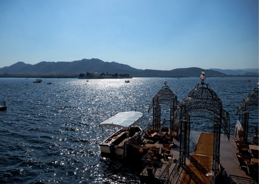 Udaipur: Excursion to Tiger Lake 3 Hours Guided Walking Tour - Tour Description and Local Interactions