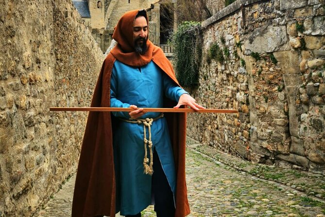 Unusual Guided Tour of Carcassonne at the Time of the Builders - Interactive Activities and Workshops