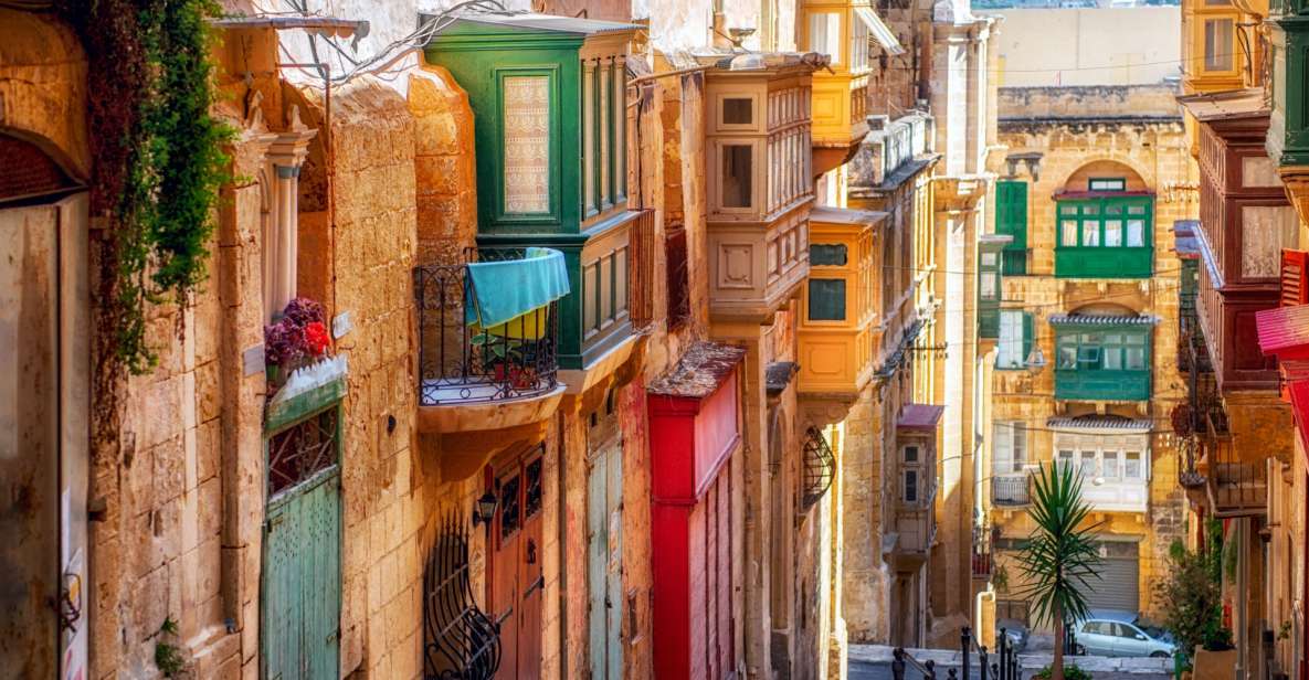 Valletta: Highlights Self-Guided Scavenger Hunt & City Tour - Description of the Tour