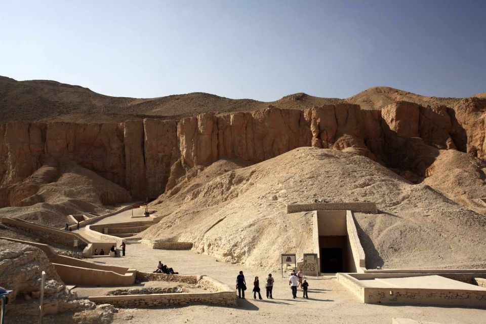 Valley of the Kings and Queens, Colossi and Hatshepsut Tour - Valley of the Kings and Queens Tour Description