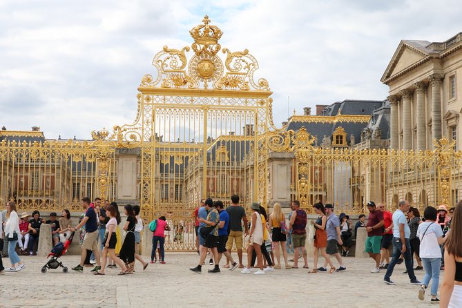 Versailles Private Half Day Guided Tour With Skip the Line Access From Paris - Exclusions