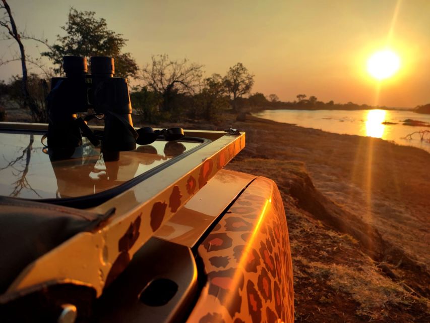 Victoria Falls: Safari Game Drive With Hotel Pick up - Zambezi River Exploration