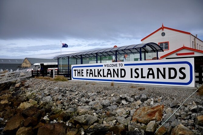 Volunteer Point in Falkland Islands - Meeting and Pickup