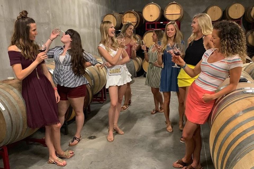 Waco: Wine Tour With Tasting and Light Lunch - Wine Tasting Experience