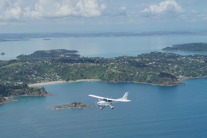 Waiheke Island - Fly and Dine (from Ardmore Airport) - Scenic Flight to Waiheke Island