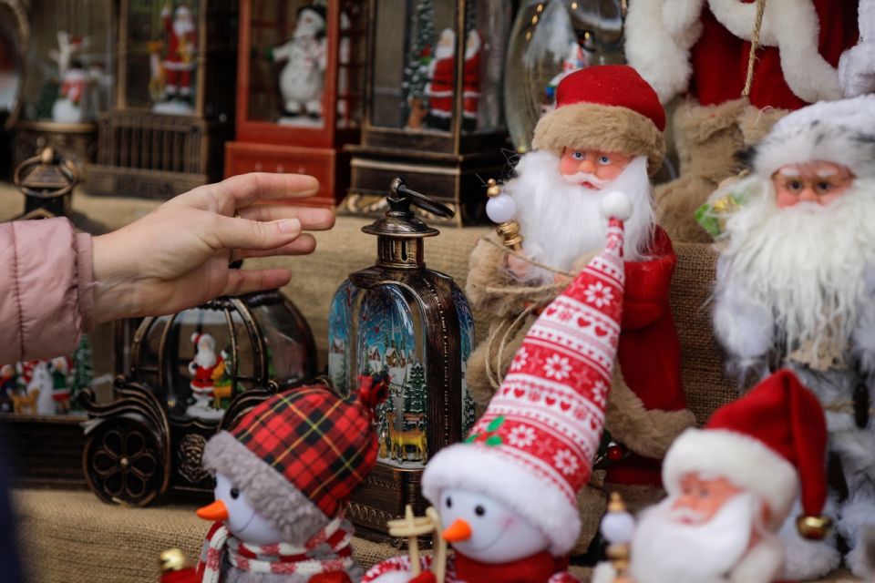 Walking Guided Christmas Tour in Bucharest - Exploring Christmas Markets in Bucharest