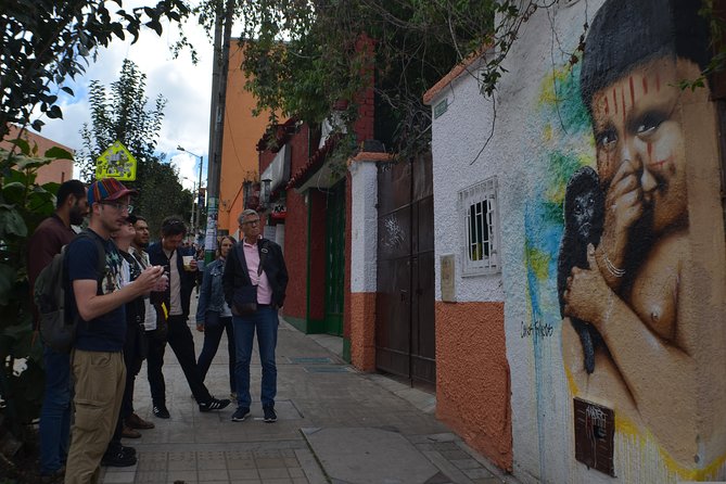 Walking Tour in La Candelaria Bogotá - Payment and Group Size