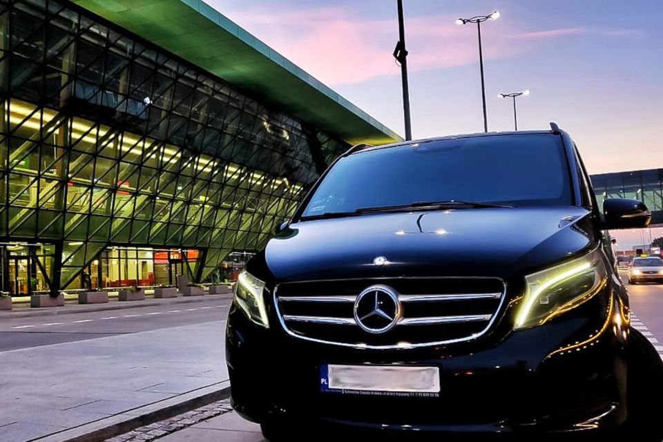 Warsaw City/Airport Okecie: Private Transfer From/To Krakow - Flexibility and Convenience