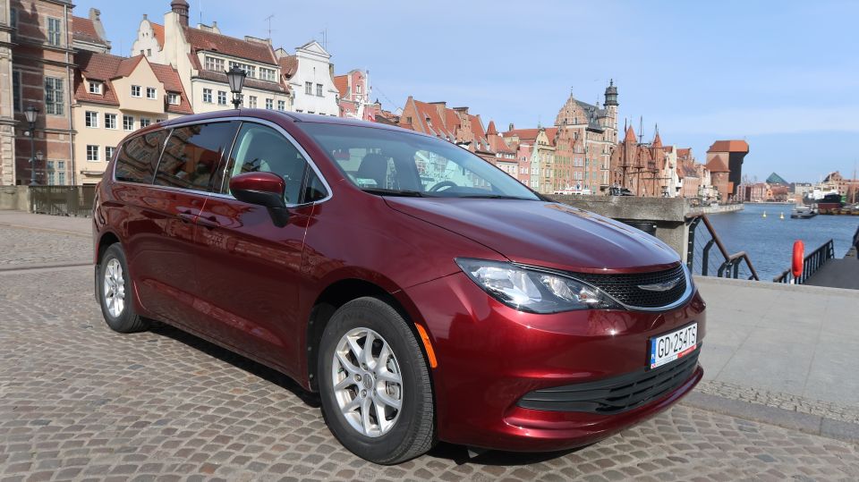 Warsaw/Gdansk: Deluxe Private Transfer Service - Full Description