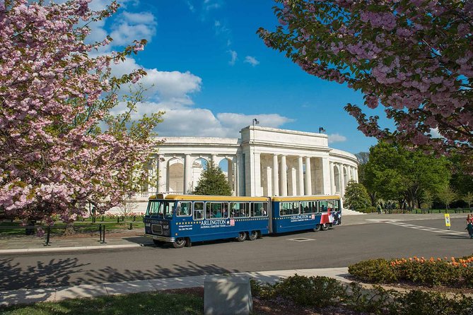 Washington DC Hop-On Hop-Off Trolley Tour With 15 Stops - Tour Inclusions and Flexibility