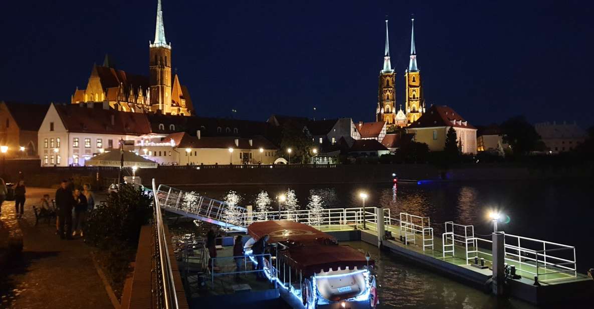 Wrocław: Old City Night Walk and Gondola Ride - Tour Inclusions
