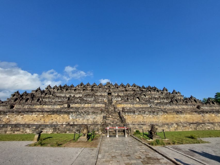 Yogyakarta: Borobudur Climb to the Top and Prambanan Tour - Tour Highlights and Activities